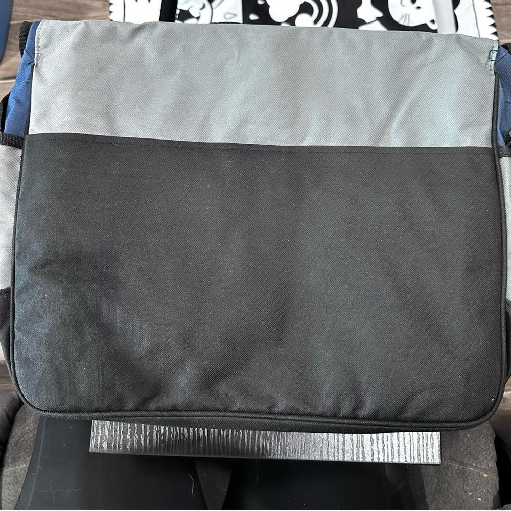 Blue and Gray Men's Messenger Computer Bag - Picture 6 of 7